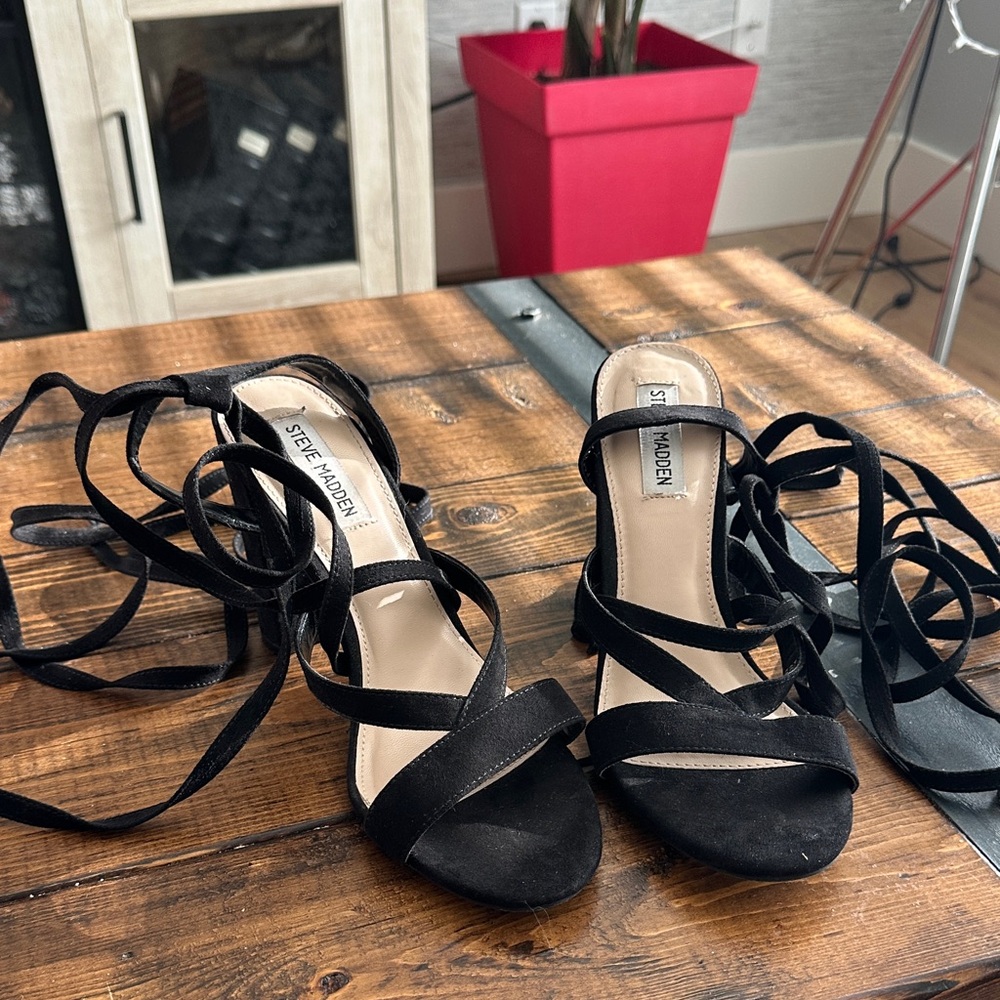 Steve Madden Black Lace-Up Heels